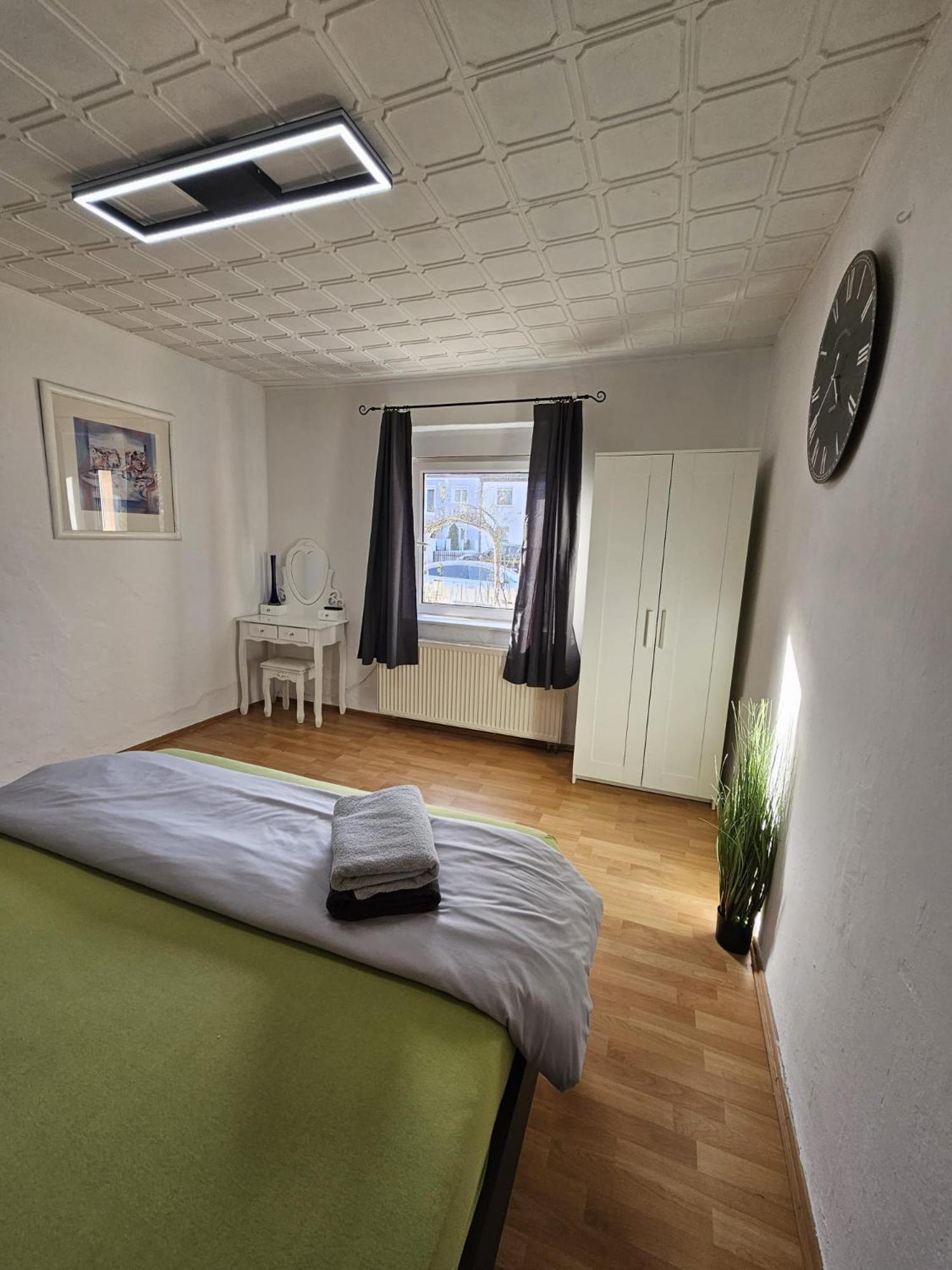 Apartment Haus Mit Garten *